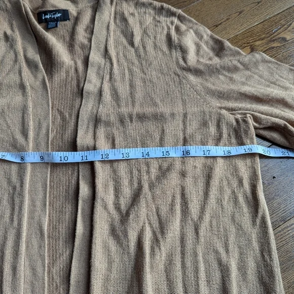 Lord & Taylor Tan Extrafine Marino Wool Cardigan Womens Sz S Long Winter Layer - Picture 6 of 8